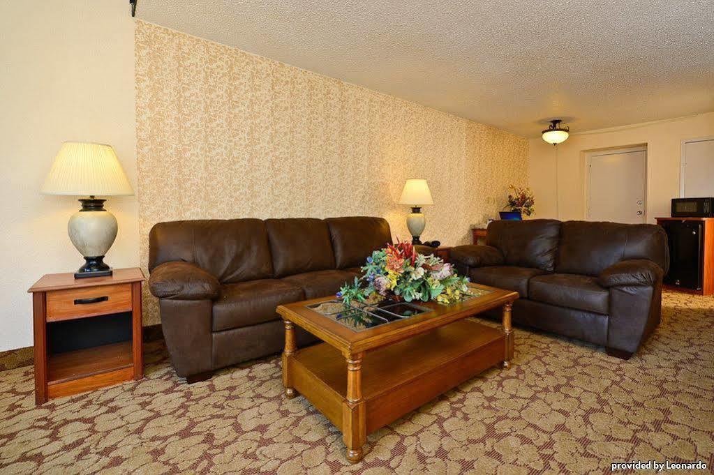 Best Western Tulsa Airport Interior foto